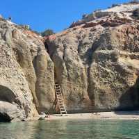 Tsigrado beach Milos 🏖️