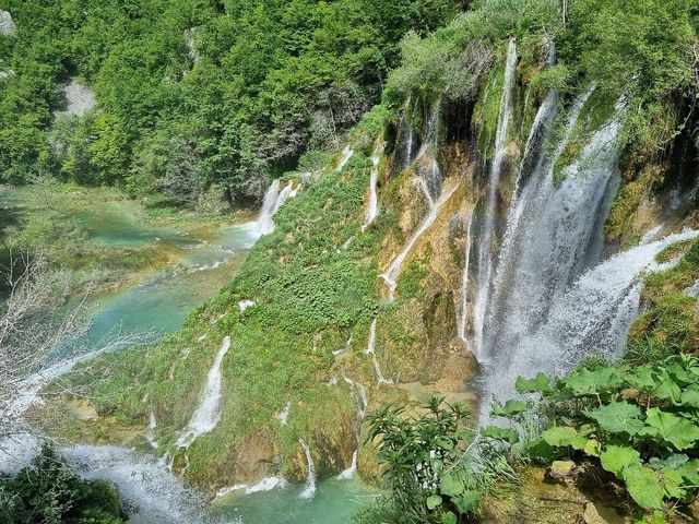 A Journey through Plitvice Lakes 🌿🏞️