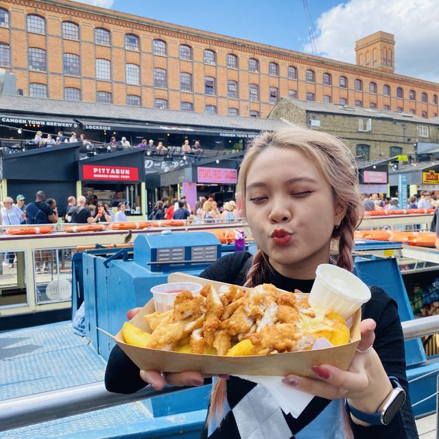 Chow Down: Discover London’s Street Food Scene!