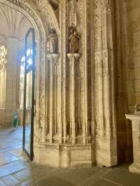 A Day with Segovia’s Cathedral and Nature