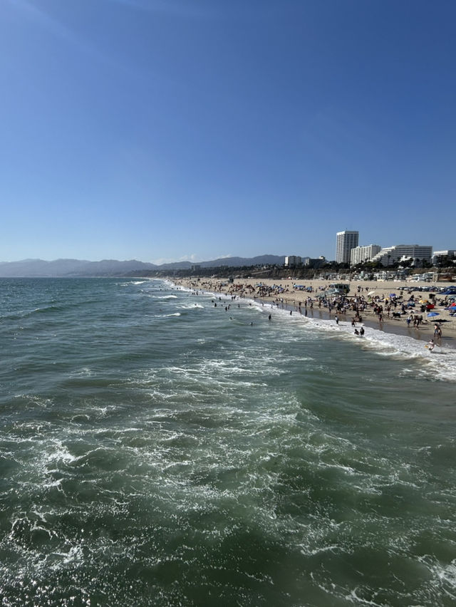 🌴 LA Layover: Coastal Escape from Santa Monica to Malibu 🌊