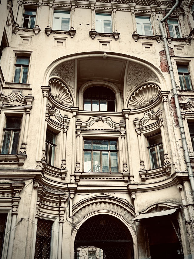 A hidden architectural gem in the heart of Moscow!