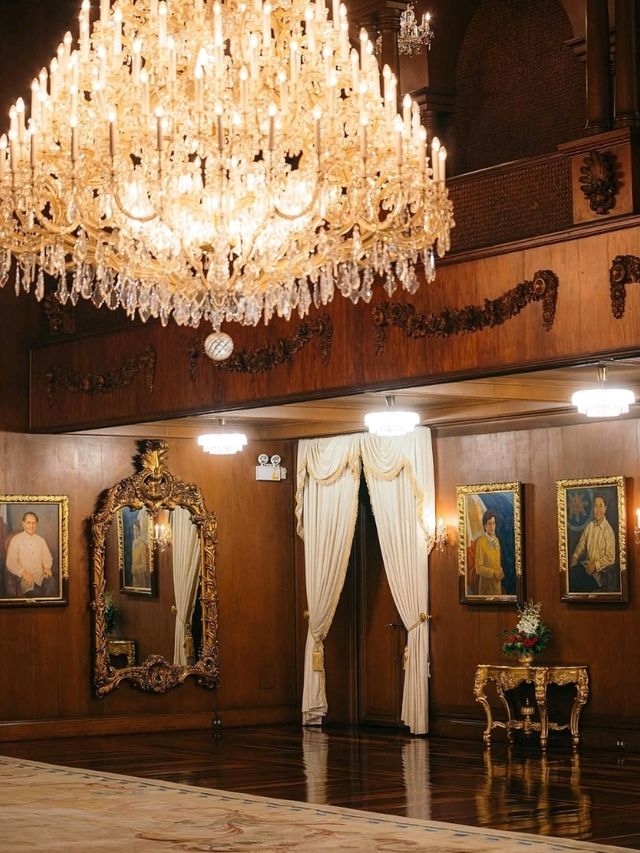 🏛️ Echoes of Power – Malacañang Palace, Manila