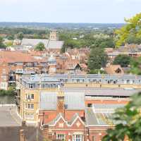 A Majestic Journey Through History – Windsor Castle Delivers!