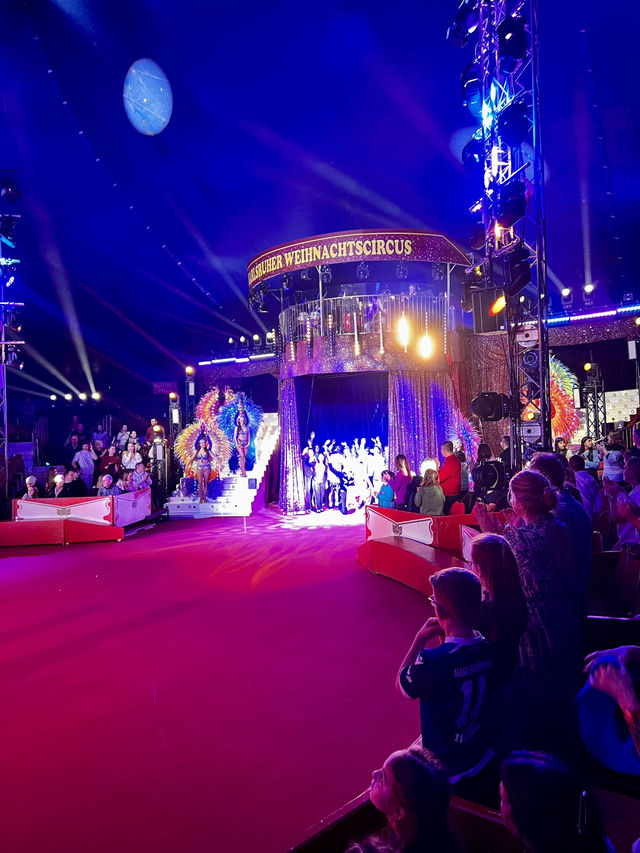Karlsruhe Weihnachtscircus: Where Holiday Magic Meets Spectacular Wonder! ✨🎪  