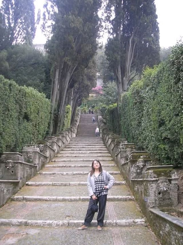 Tivoli: Rome's Enchanting Escape of Villas, Gardens, and Ancient Wonders Tivoli: Rome's Enchanting Escape of Villas, Gardens, and Ancient Wonders