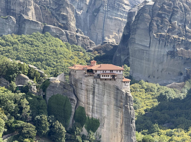 🇬🇷 Meteora - 希臘天空之城 🏰