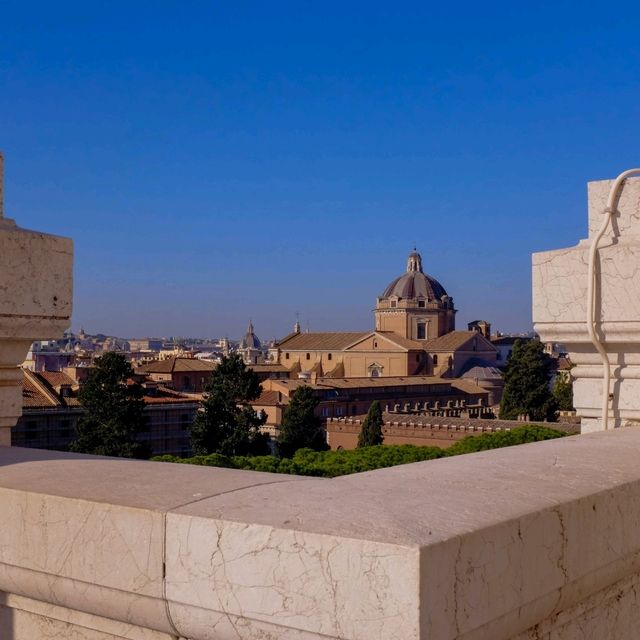 Rome – Domes, Alleys, and Eternal Architecture 🏛️🌅