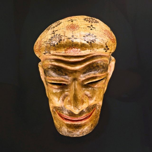 Wooden Masks – A Must-See Collection at Shanghai Museum 🎭🌿🖼️