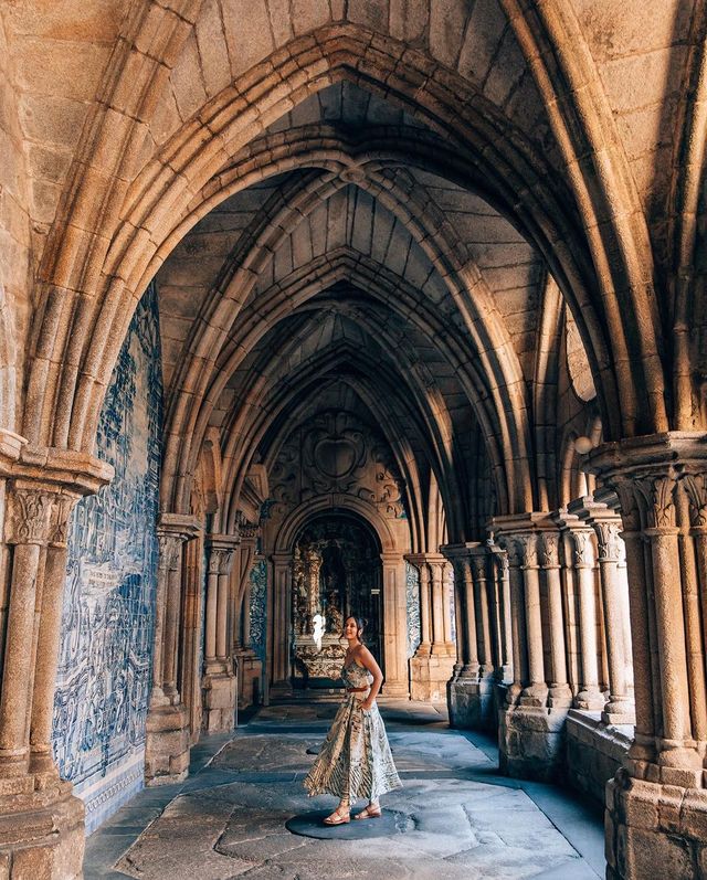 💒✨ Sé do Porto: A Glimpse into Porto's Majestic Cathedral 🇵🇹🌟