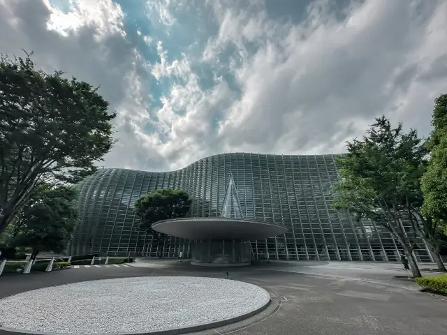 東京看展｜絕不能錯過的國立新美術館