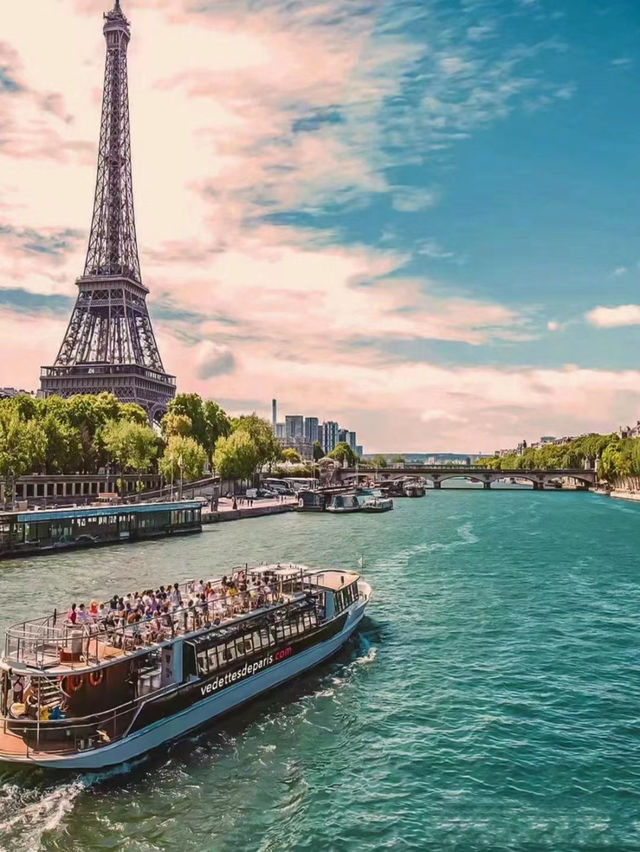 Seine River ,Seine Paris 🇫🇷