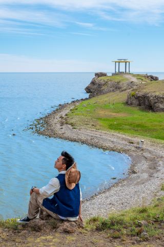 On this prairie sea, I captured the photo of my life