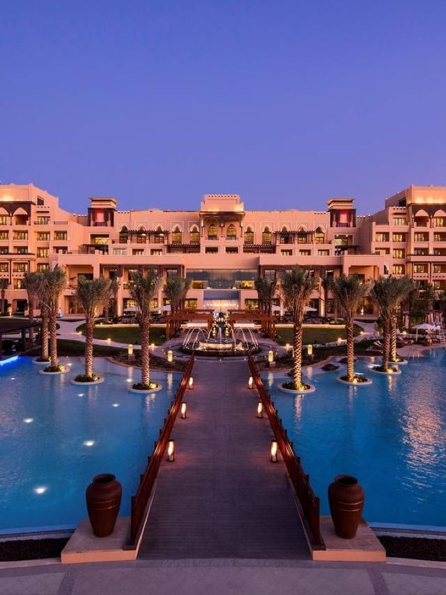 🌴 Abu Dhabi's Saadiyat Rotana: A Slice of Paradise 🏖️