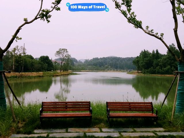 Dong Hu Lake: Land of Grace and Tranquility in Wuhan