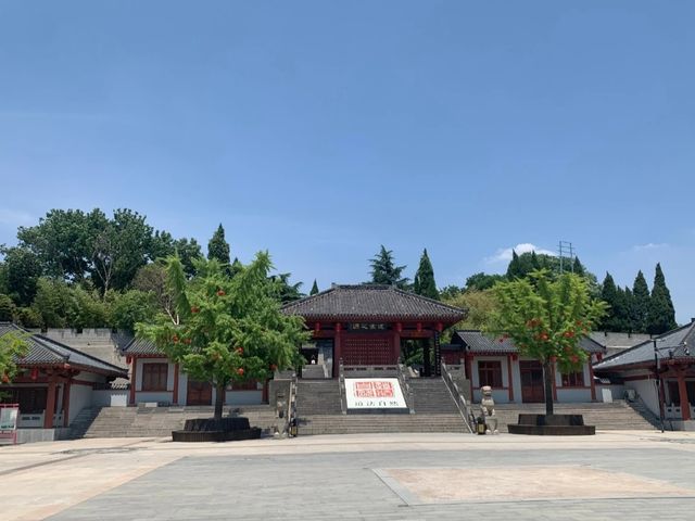 探索之旅：一個不容錯過的文化與自然盛宴。