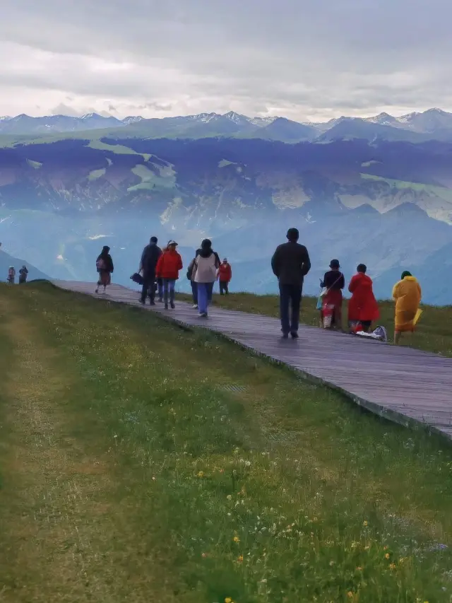천산의 비경으로 들어가다｜카라준 초원, 신장의 녹색 보물.