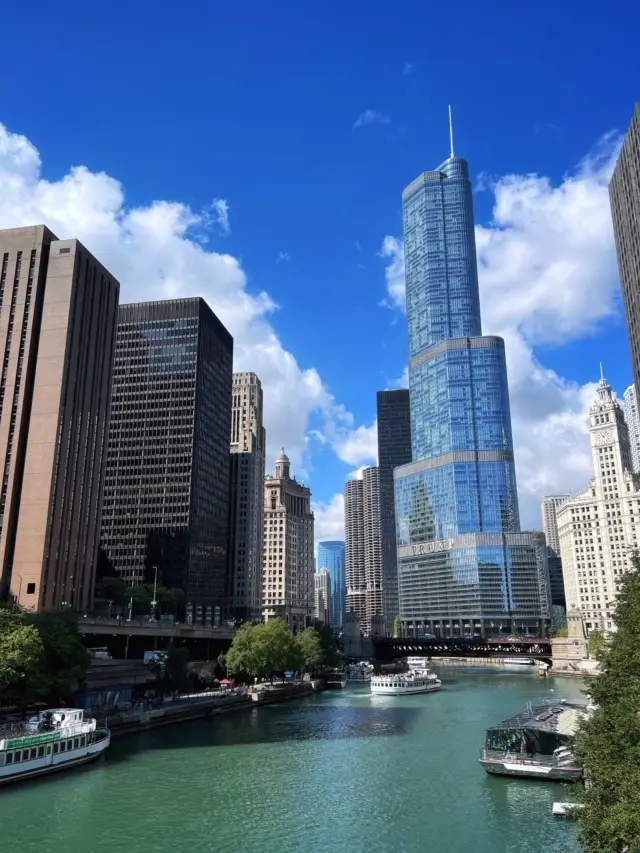 Chicago, the Windy City's endless charm, American City Impressions (II).