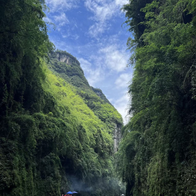 夢回峽谷深處，感受阿依河的原始與壯美