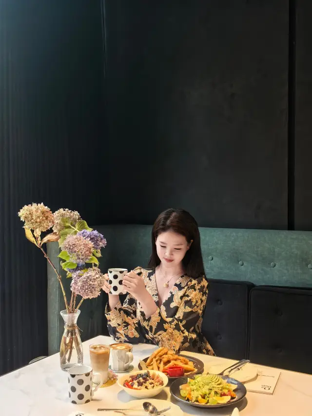 취장 난후의 아름다운 레스토랑 | O2.Plate.