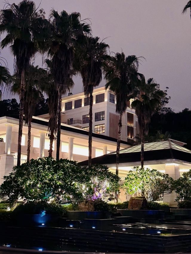 廈門酒店～半山腰上的小比弗利山莊。