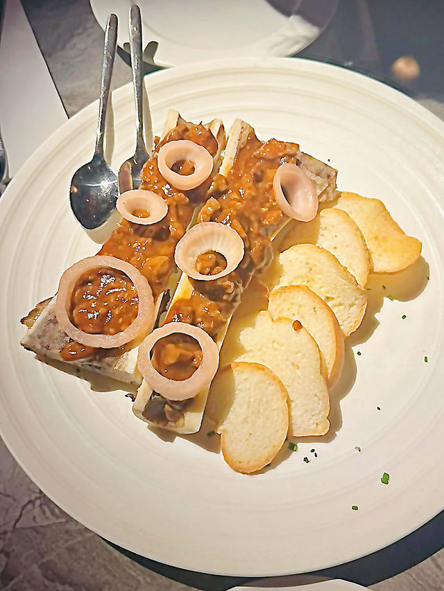 🦪多款新鮮生蠔·原隻魷魚意大利飯🍽