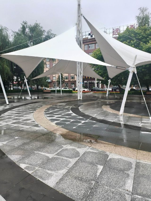 吉林白山江心島公園：城市中心的寧靜綠洲