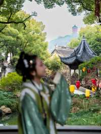 要相信央媽和乾隆審美，現在的無錫是春色滿園關不住