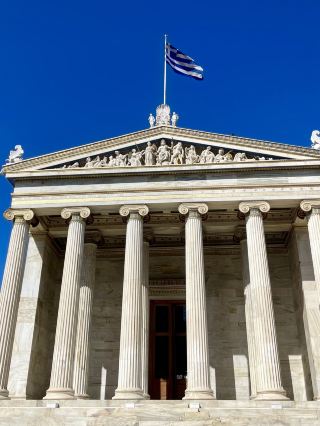 7-Day Greece Trip for Your Short Holiday: Explore the Sea and History