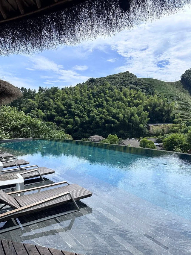 不是峇里島去不起，而是安吉老莊更有性價比！