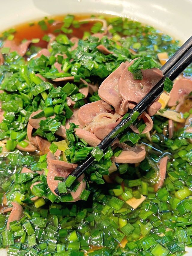 南京本地人私藏的老字號！真的吼吼食。。。 想食正宗老南京菜，跟著本地老頭老太一齊食準冇錯，南京老牌連