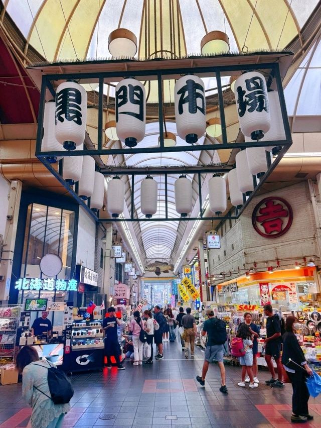 🇯🇵大阪｜黑門市場必吃　永遠吃不膩的海鮮丼聖地 