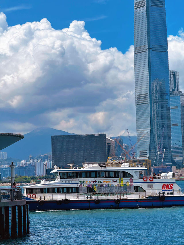 🎡香港必打卡！維港摩天輪俯瞰萬家燈火，浪漫值直接爆表！