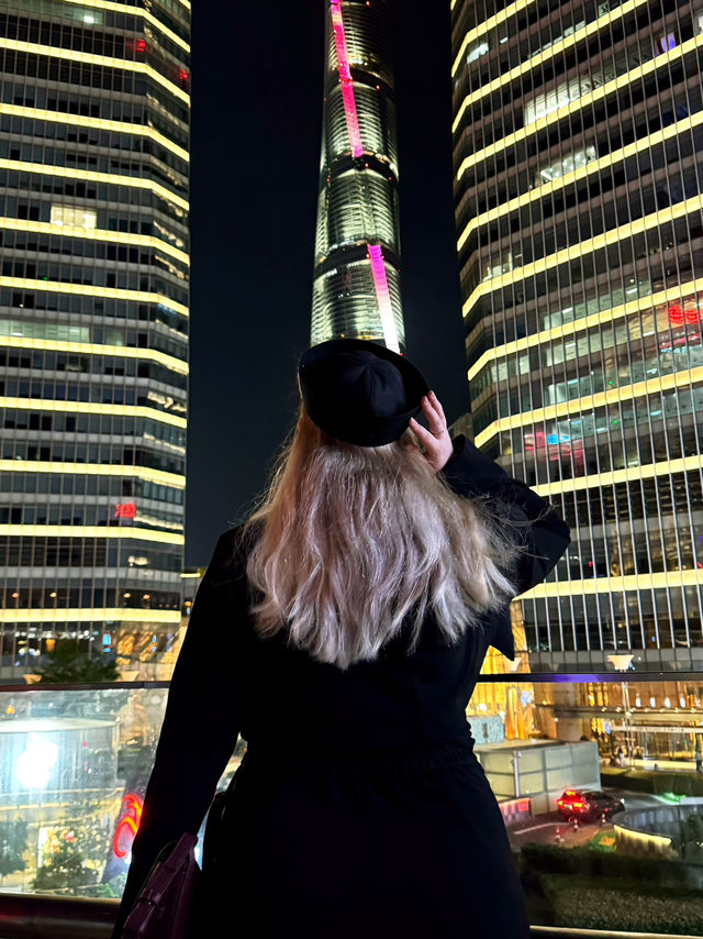 Shanghai never sleeps 