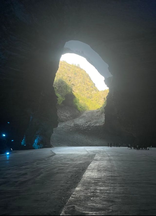 在廣西挖到個藏在深山裡的「地心奇蹟」