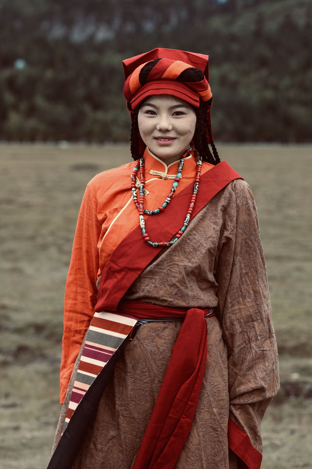 生活在然烏湖畔的人們