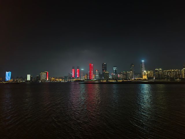 南昌滕王閣夜遊攻略落霞與孤鶩齊飛的絕美夜景