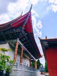 探索滇南始建於清康熙九年（1670年）的寶華禪寺，在個舊遇見老陰山的禪意時光 這座藏身於紅河州的