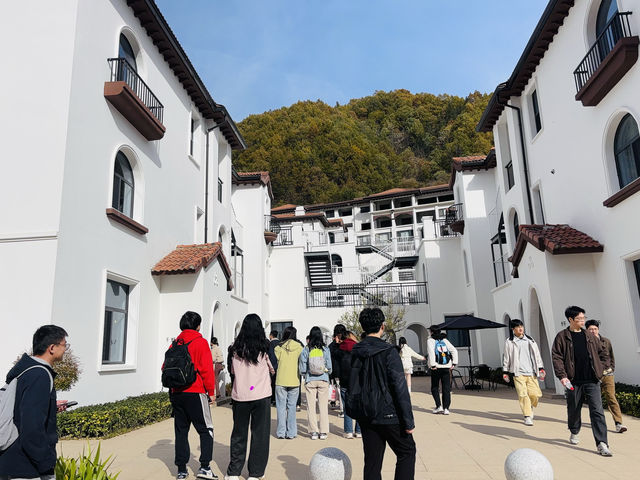 當秦嶺的蒼翠與意大利托斯卡納的浪漫撞個滿懷 當秦嶺的蒼翠與意大利托斯卡納的浪漫撞個滿懷