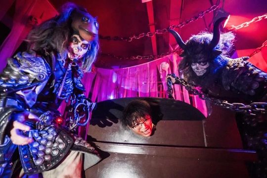 別等明年！太湖演藝城的中式萬聖尾巴抓牢了