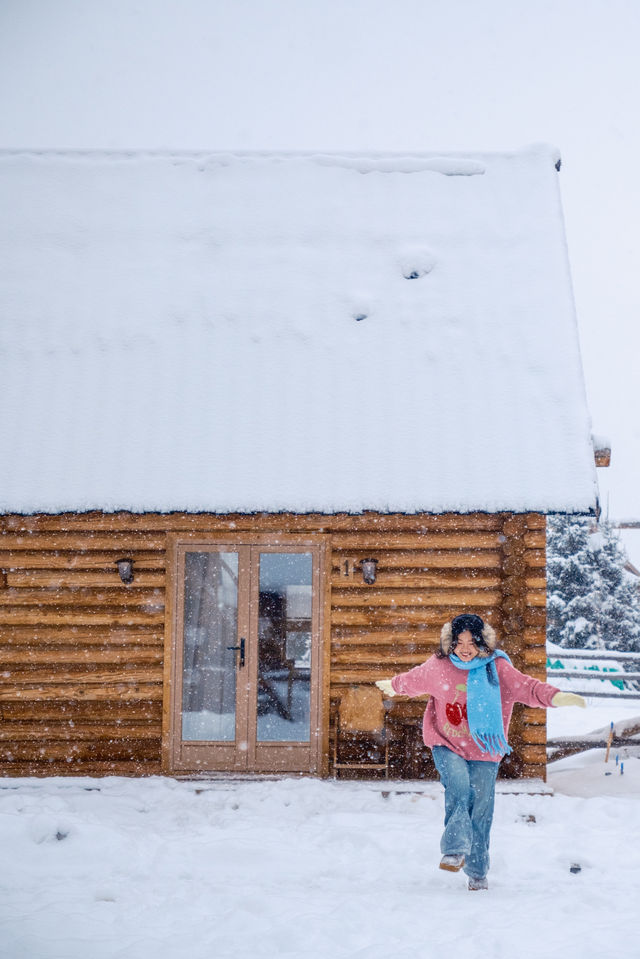 在禾木小住，遇到了夢想中的小木屋
