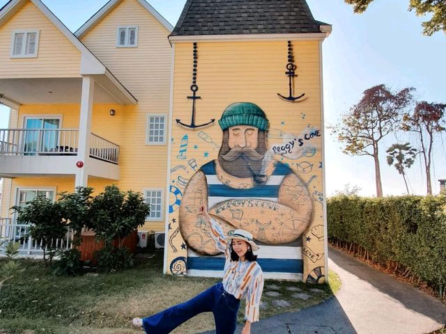 "Peggy's Cove Resort" ริมหาดคุ้งวิมาน จันทบุรี