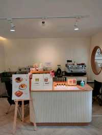 Jam Cafe & bakery
