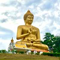 Big Golden Buddha in the South