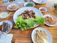 ใช้ชีวิตติดธรรมชาติ ที่วังเวียง ลาว