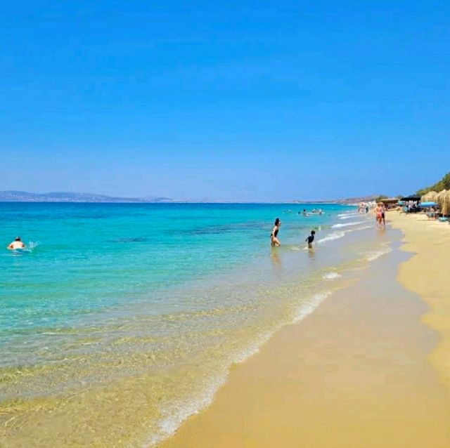 THE BEAUTIFUL PLAKA BEACH IN NAXOS!
