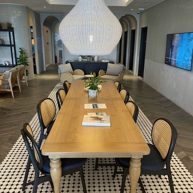 Westin Maldives Lounge