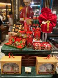 Churchill’s Boutique at the Londoner 🌰🥜🫘