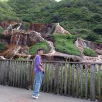 น้ำตกทองคำ (Golden Waterfall) ไต้หวัน