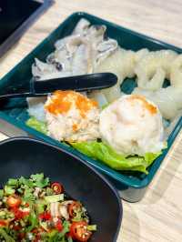 一次過食到火鍋同雞煲！